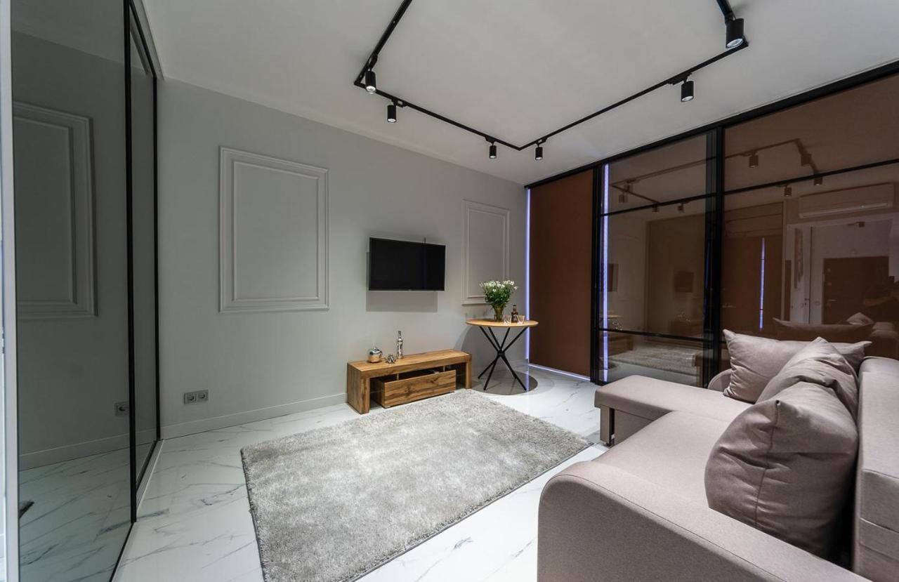 Fashionable Apartments. Smartplaza Metro Minskaya. Obolon Kiev Bagian luar foto
