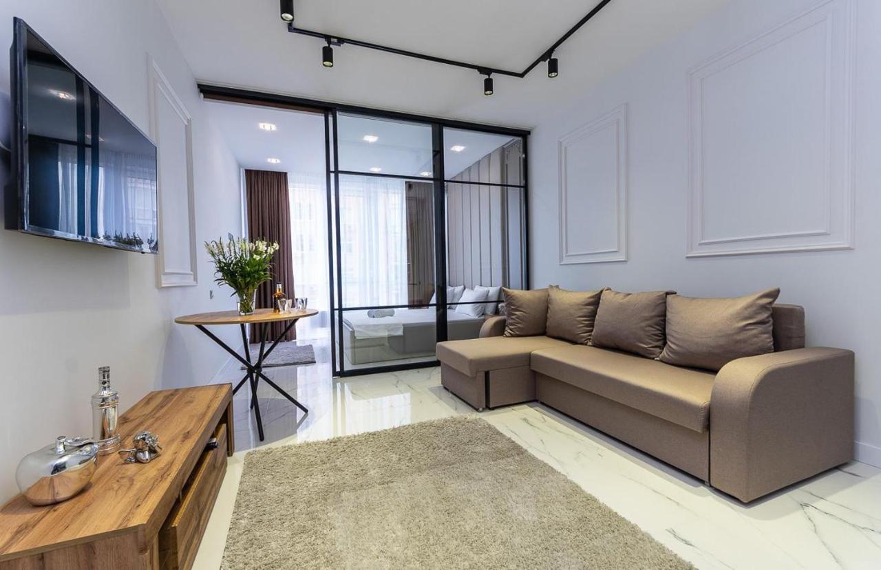 Fashionable Apartments. Smartplaza Metro Minskaya. Obolon Kiev Bagian luar foto