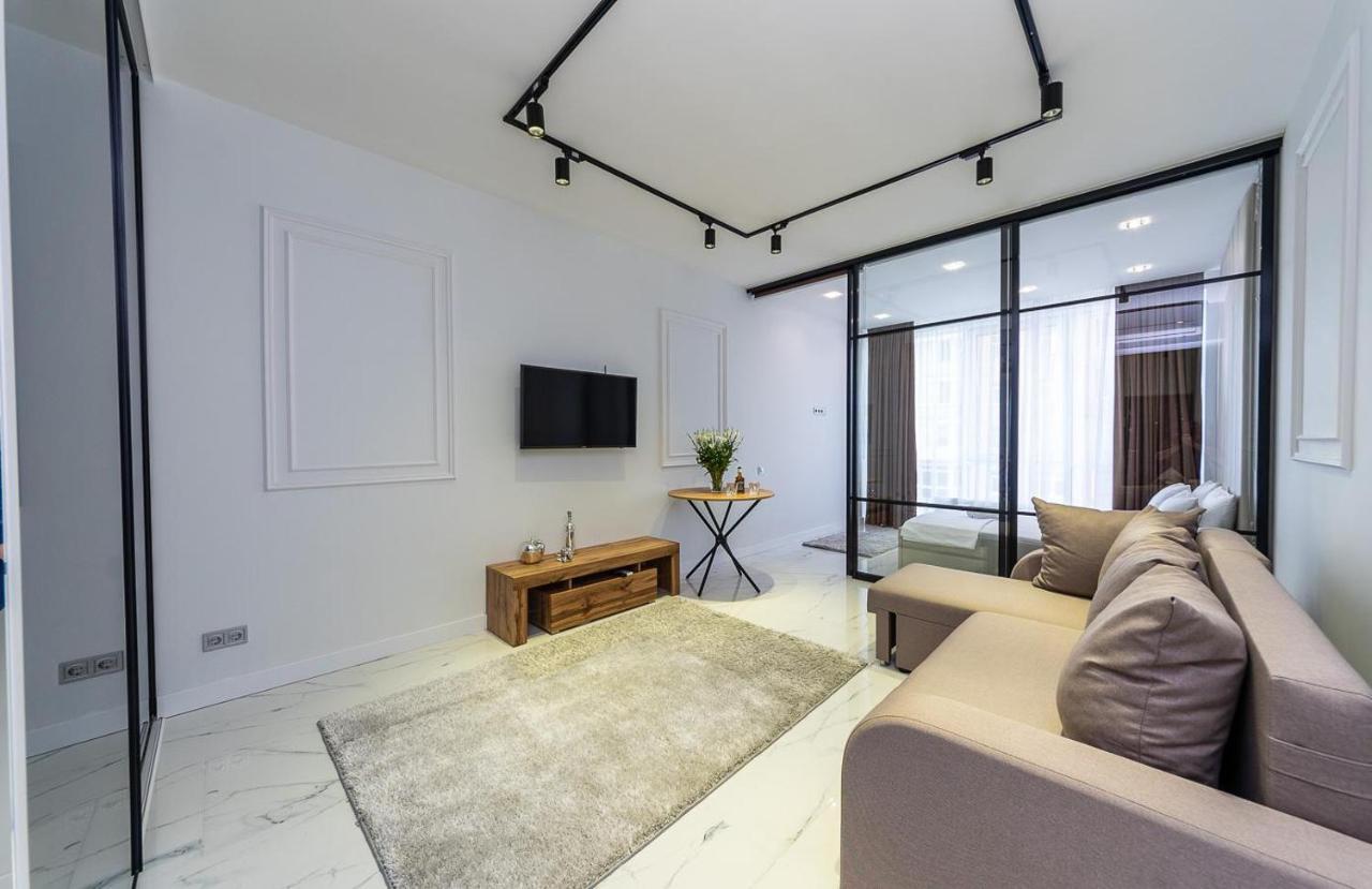 Fashionable Apartments. Smartplaza Metro Minskaya. Obolon Kiev Bagian luar foto