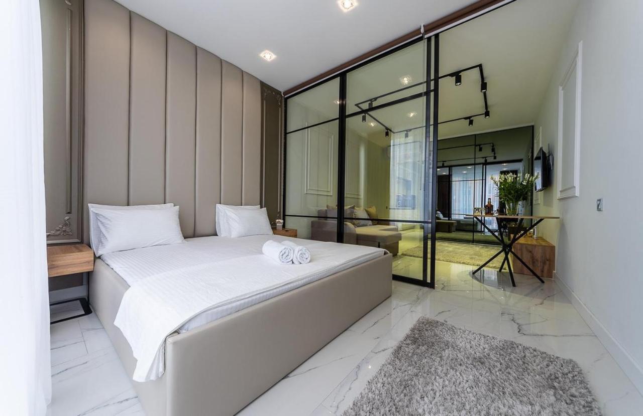 Fashionable Apartments. Smartplaza Metro Minskaya. Obolon Kiev Bagian luar foto